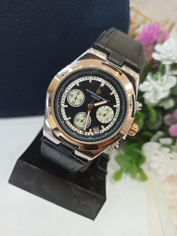 ساعت مچی مردانه سه موتور فعال کرنوگراف بند مشکی صفحه مشکی دور رزگلد برندVACHERON CONSTANT GENEVE
