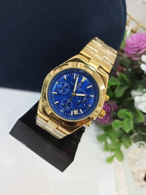 ساعت مچی مردانه سه موتور فعال کرنوگراف بند طلایی صفحه آبی برند VACHERON CONSTANTIN GENEVE